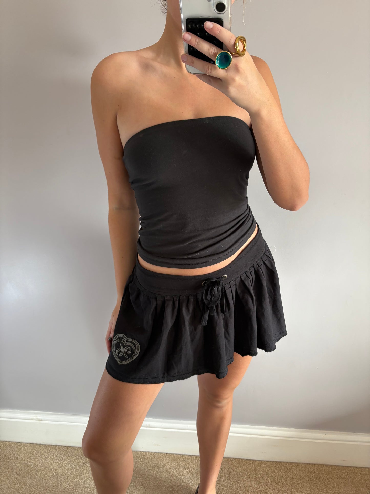 y2k mini skirt