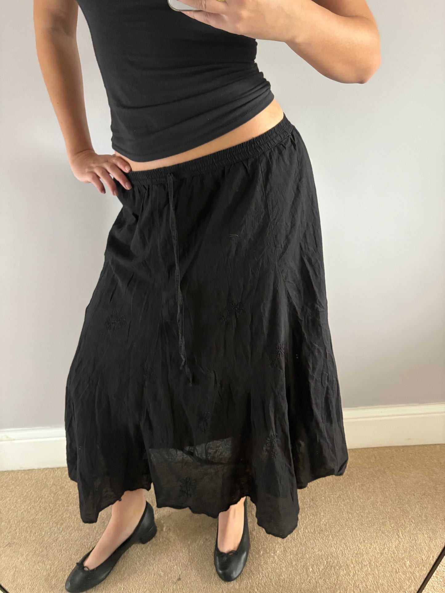 black maxi skirt