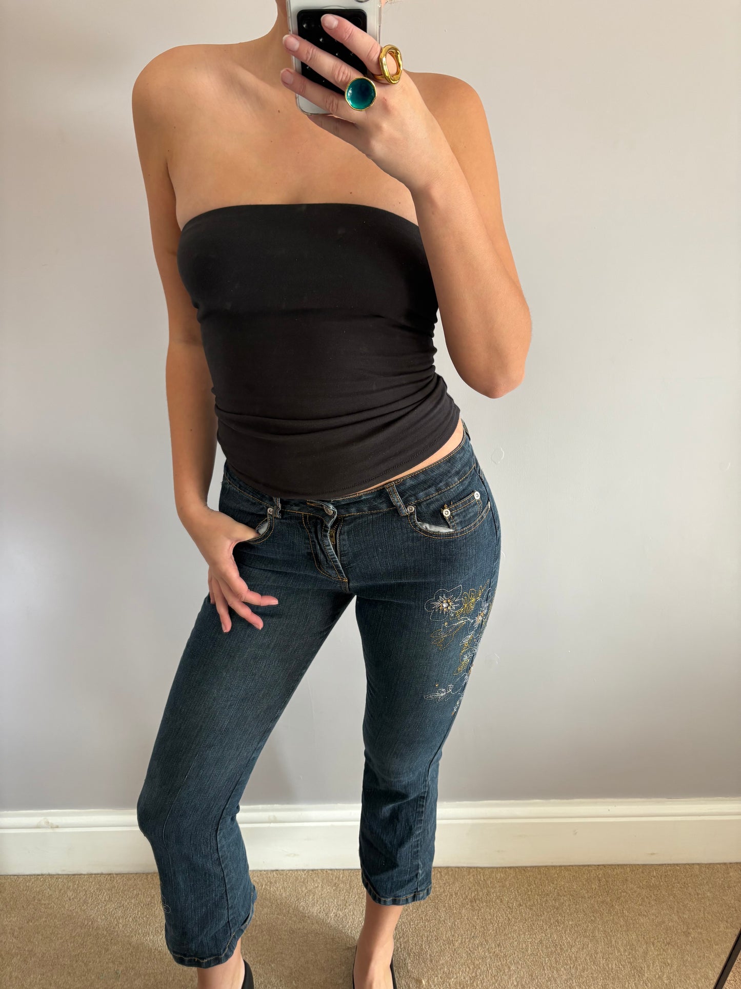 carrie bradshaw capri jeans
