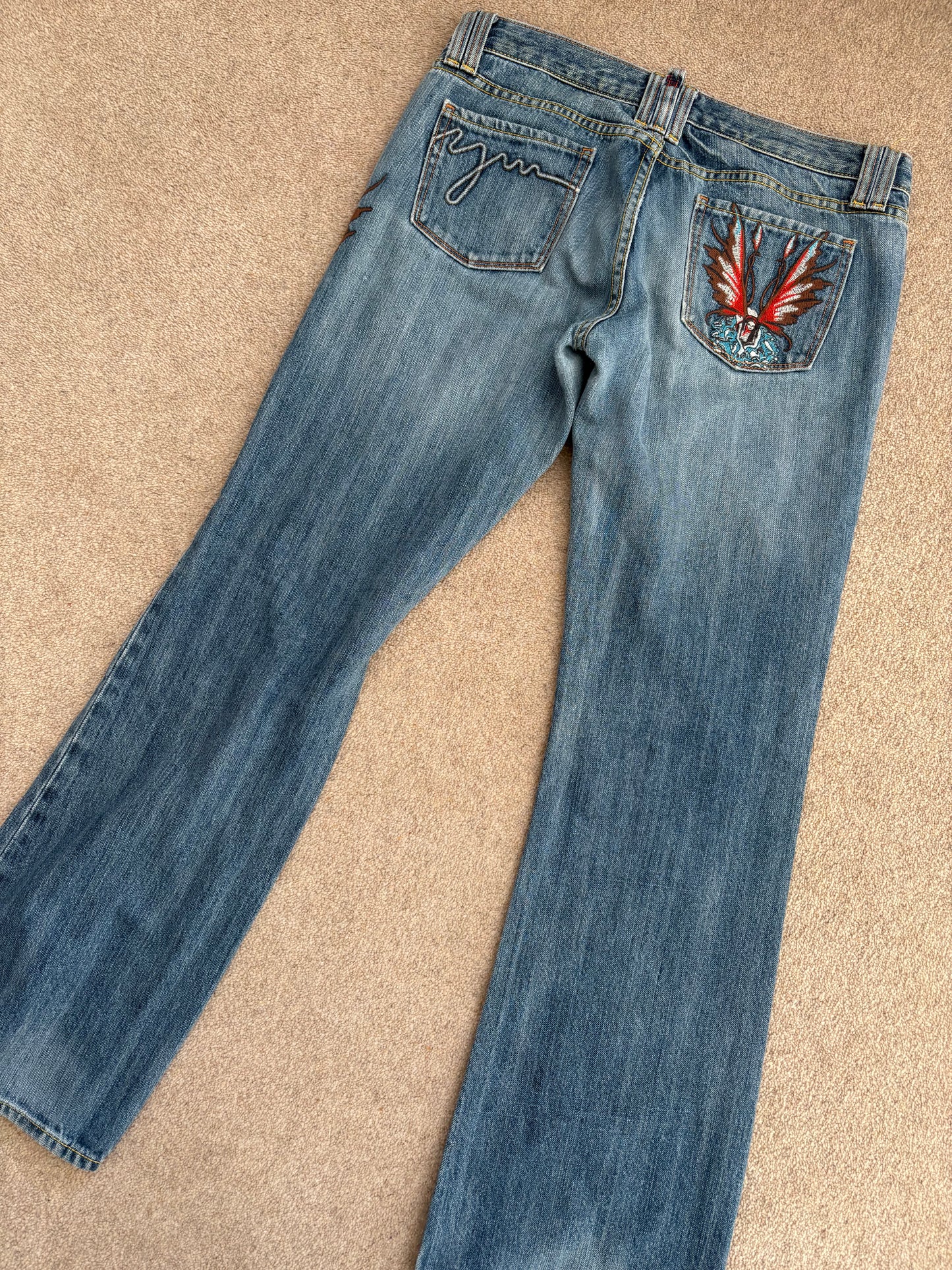 low waisted jeans