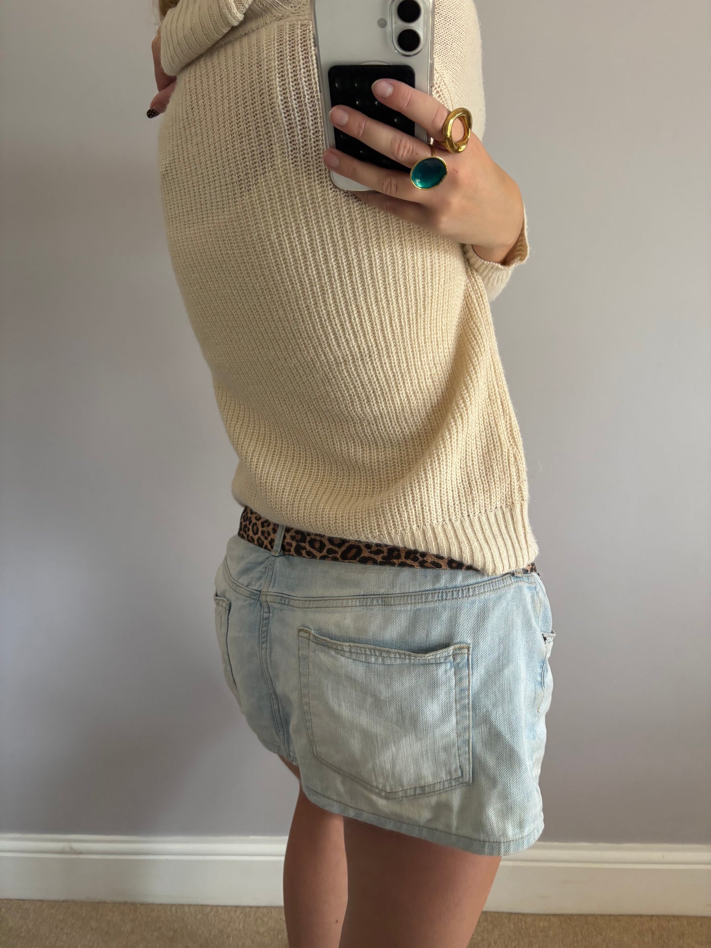 knitted sweater