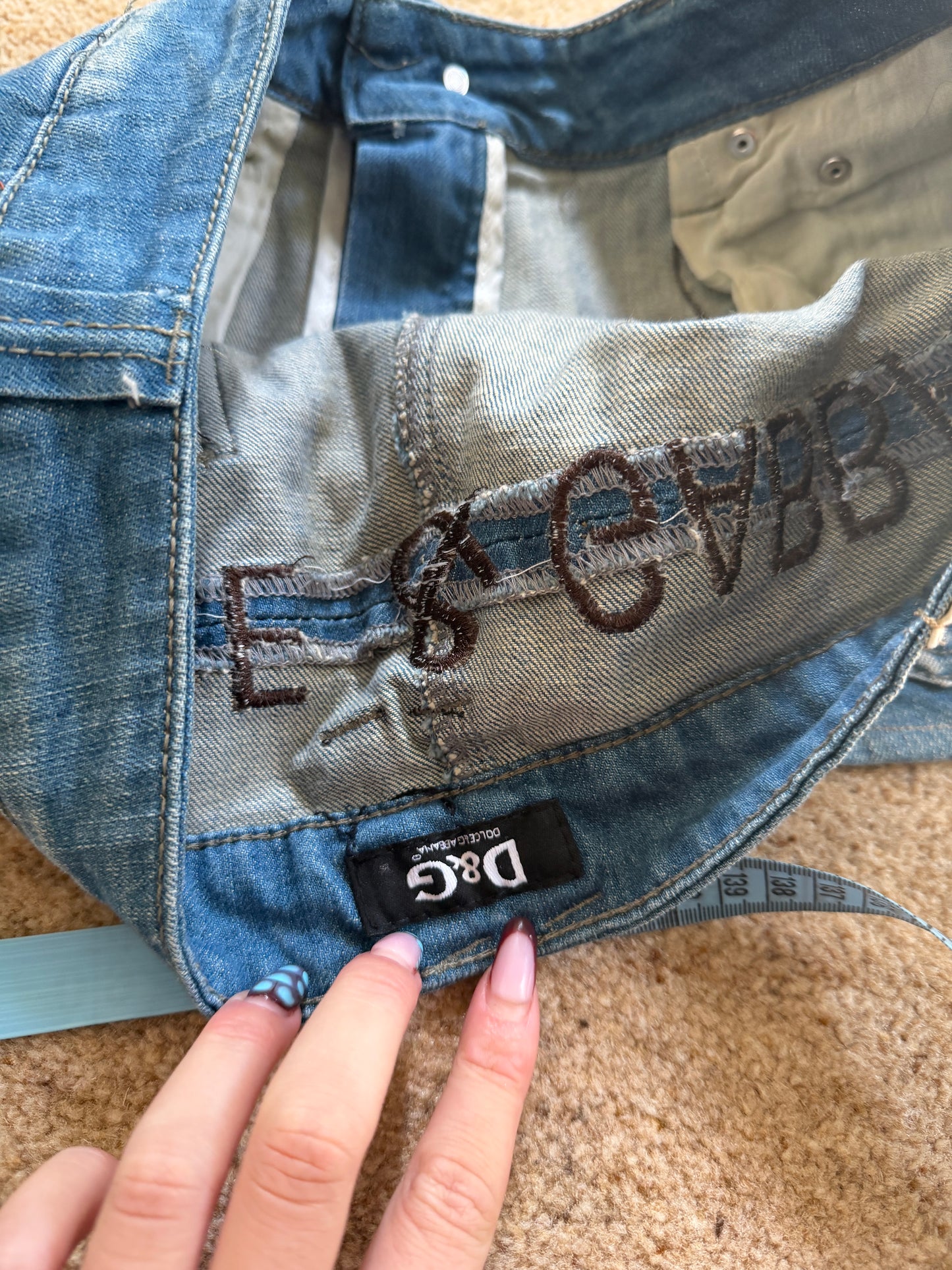 d&g mini skirt