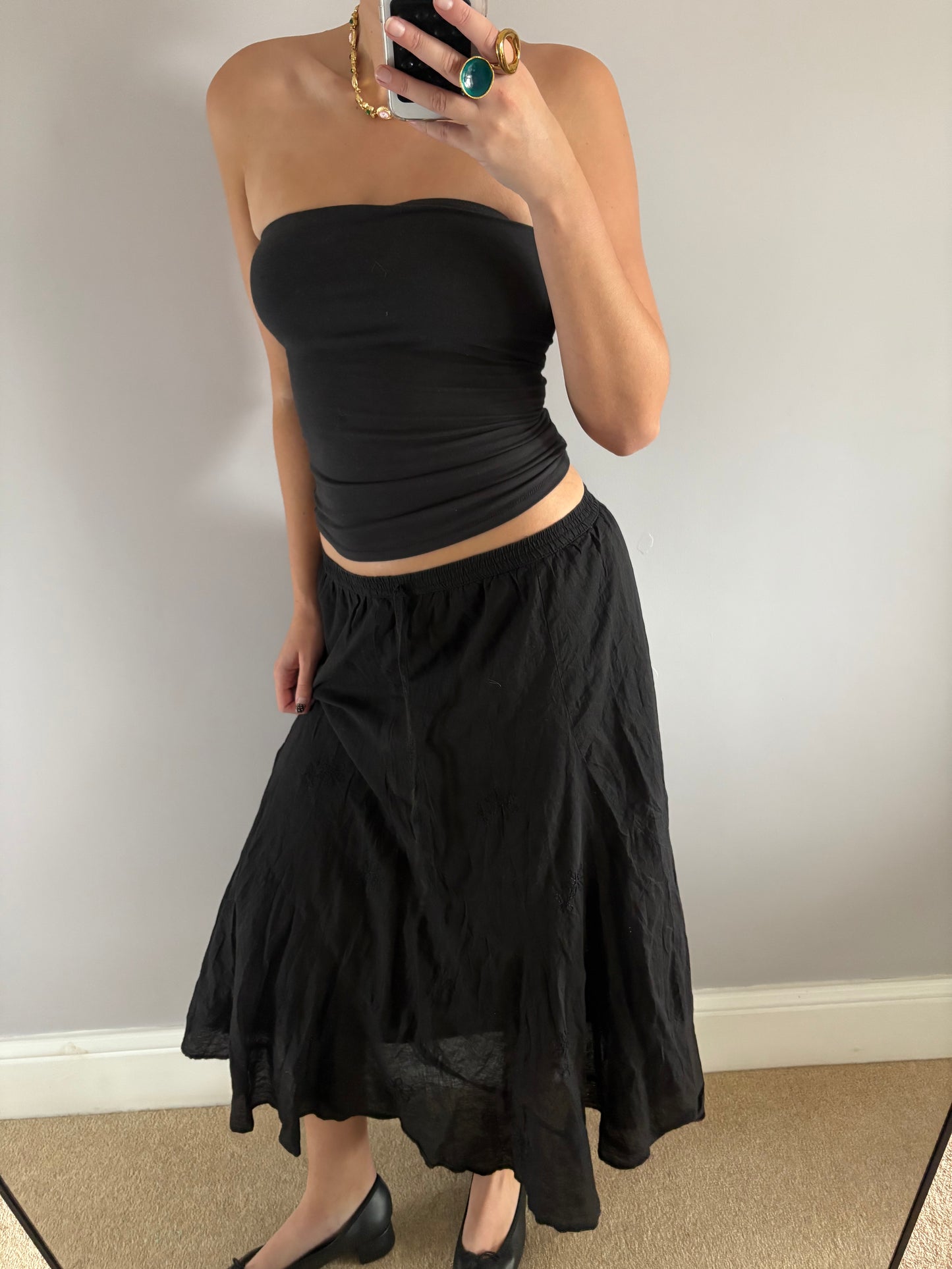 black maxi skirt