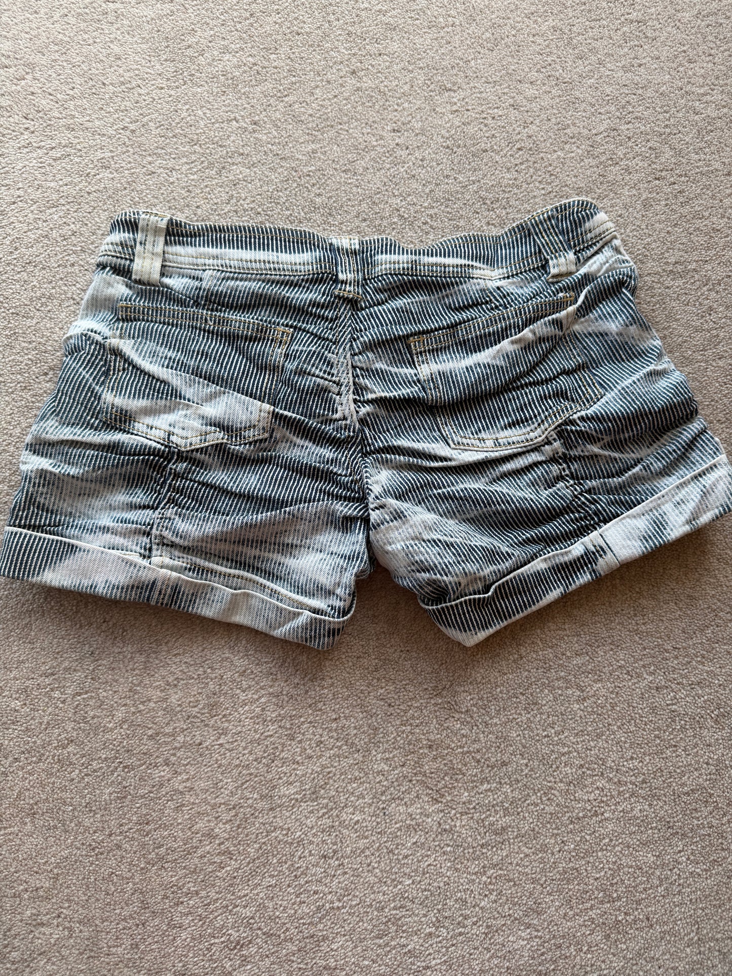 mini shorts