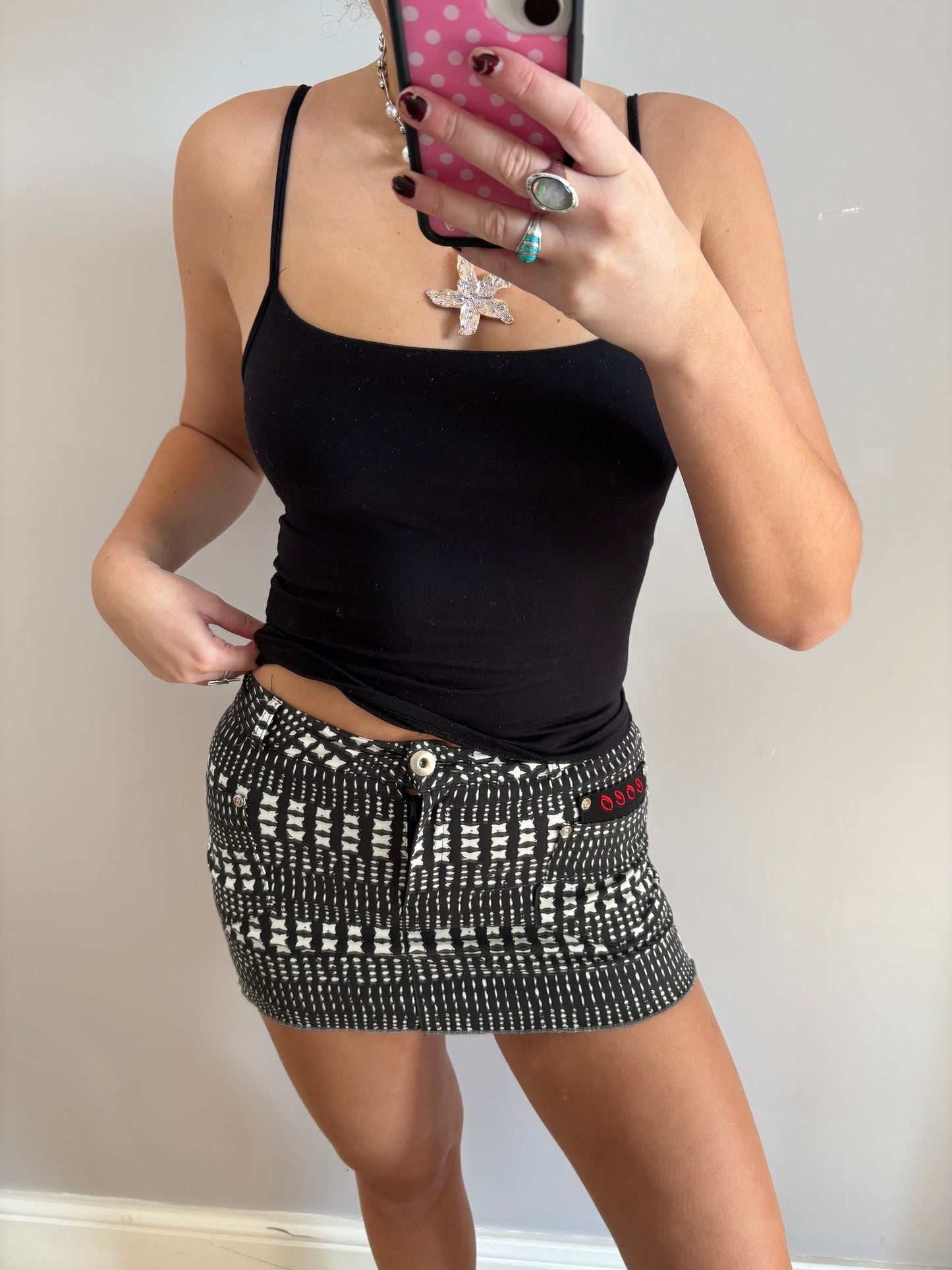 y2k mini skirt