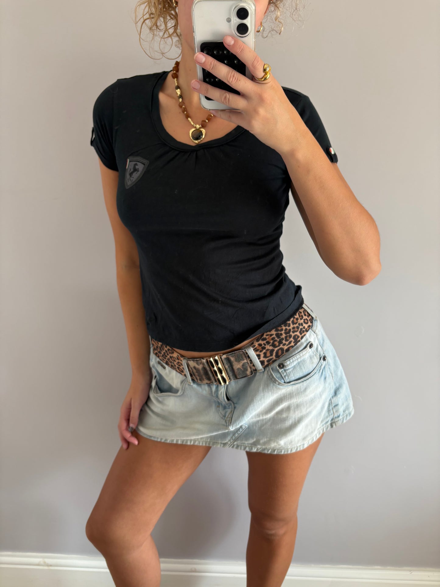 ferrari top