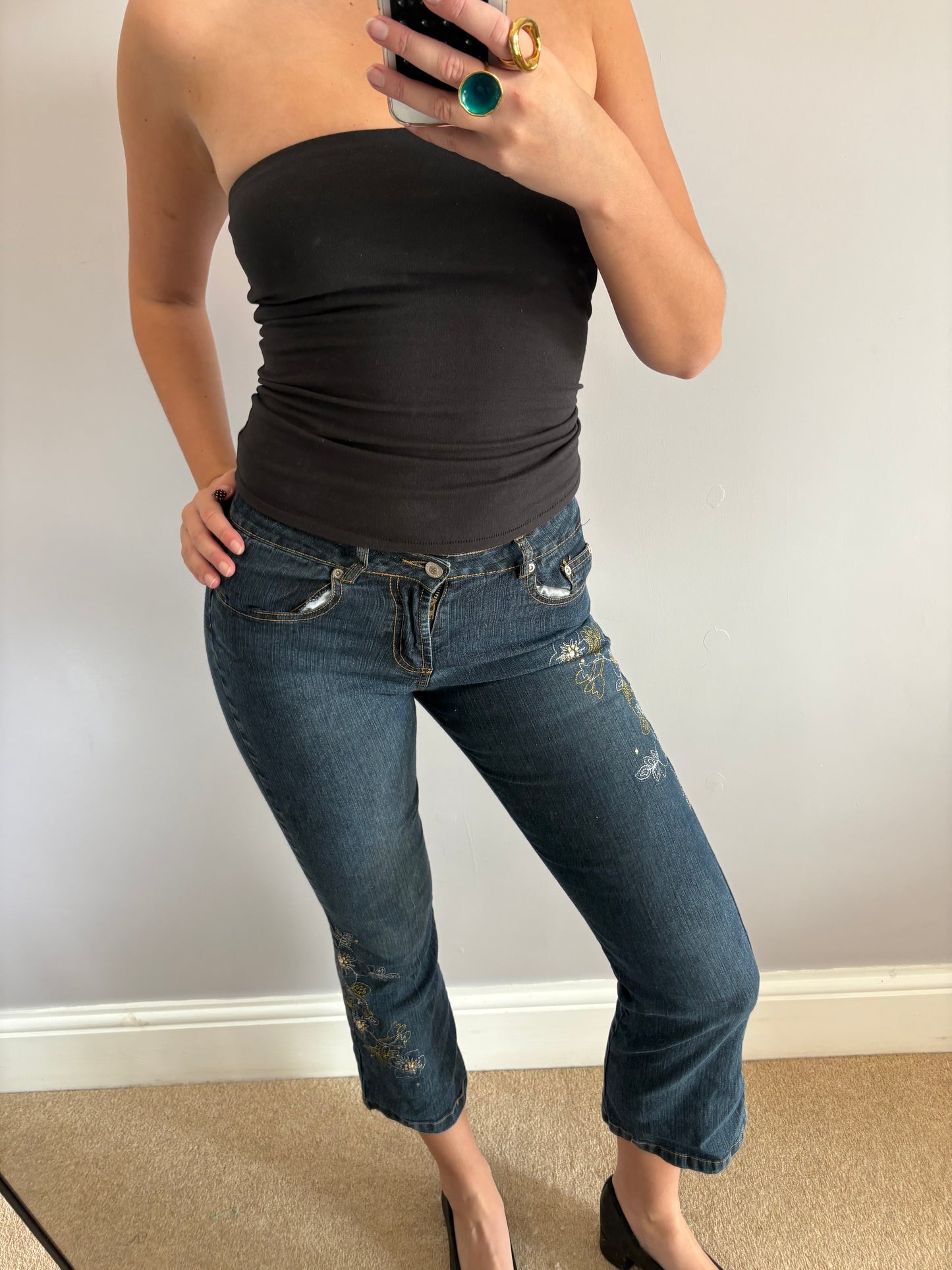 carrie bradshaw capri jeans