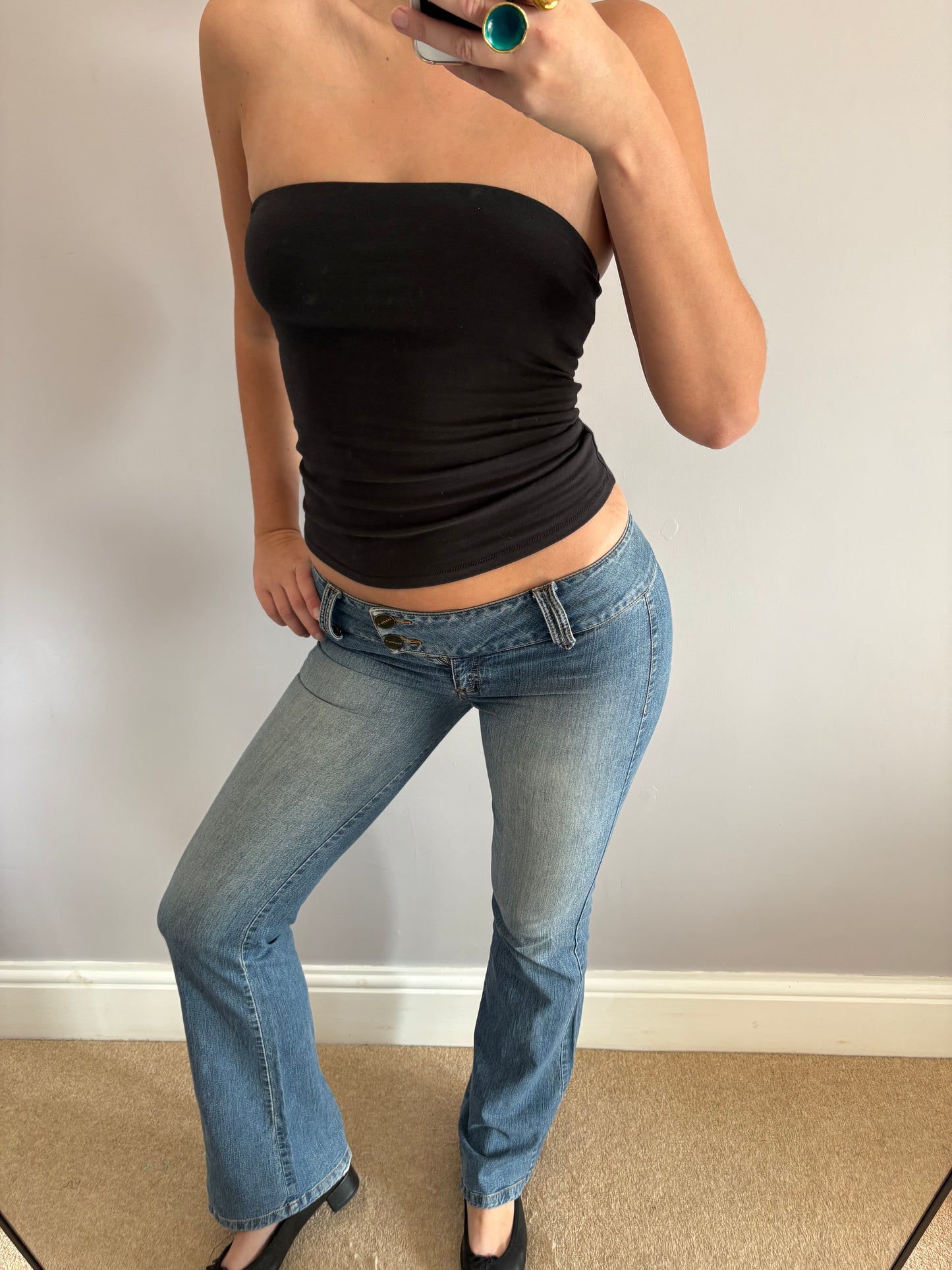 low waisted jeans