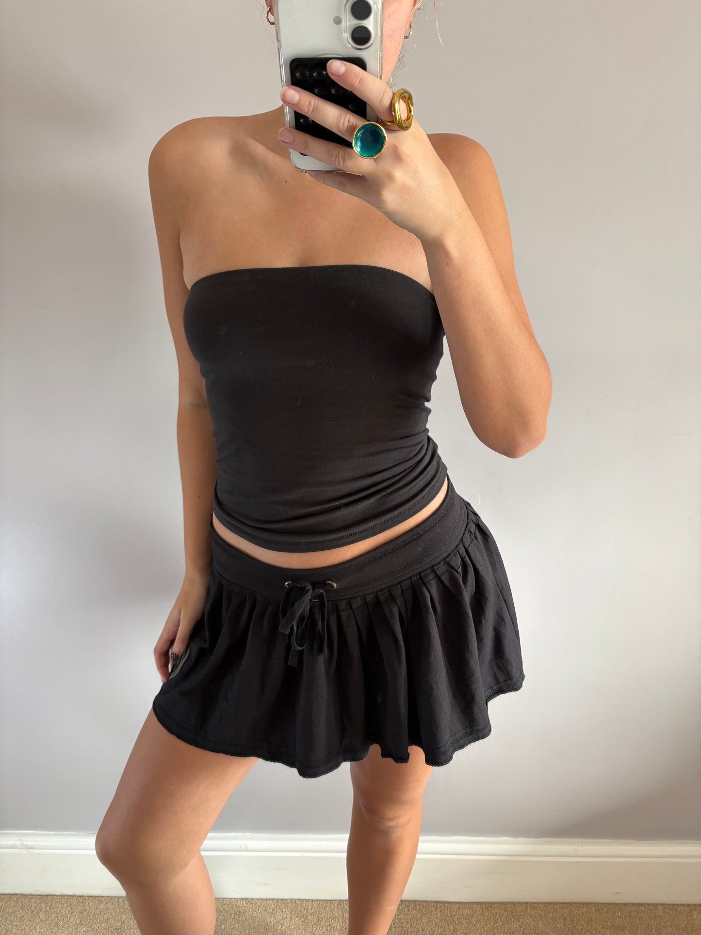 y2k mini skirt