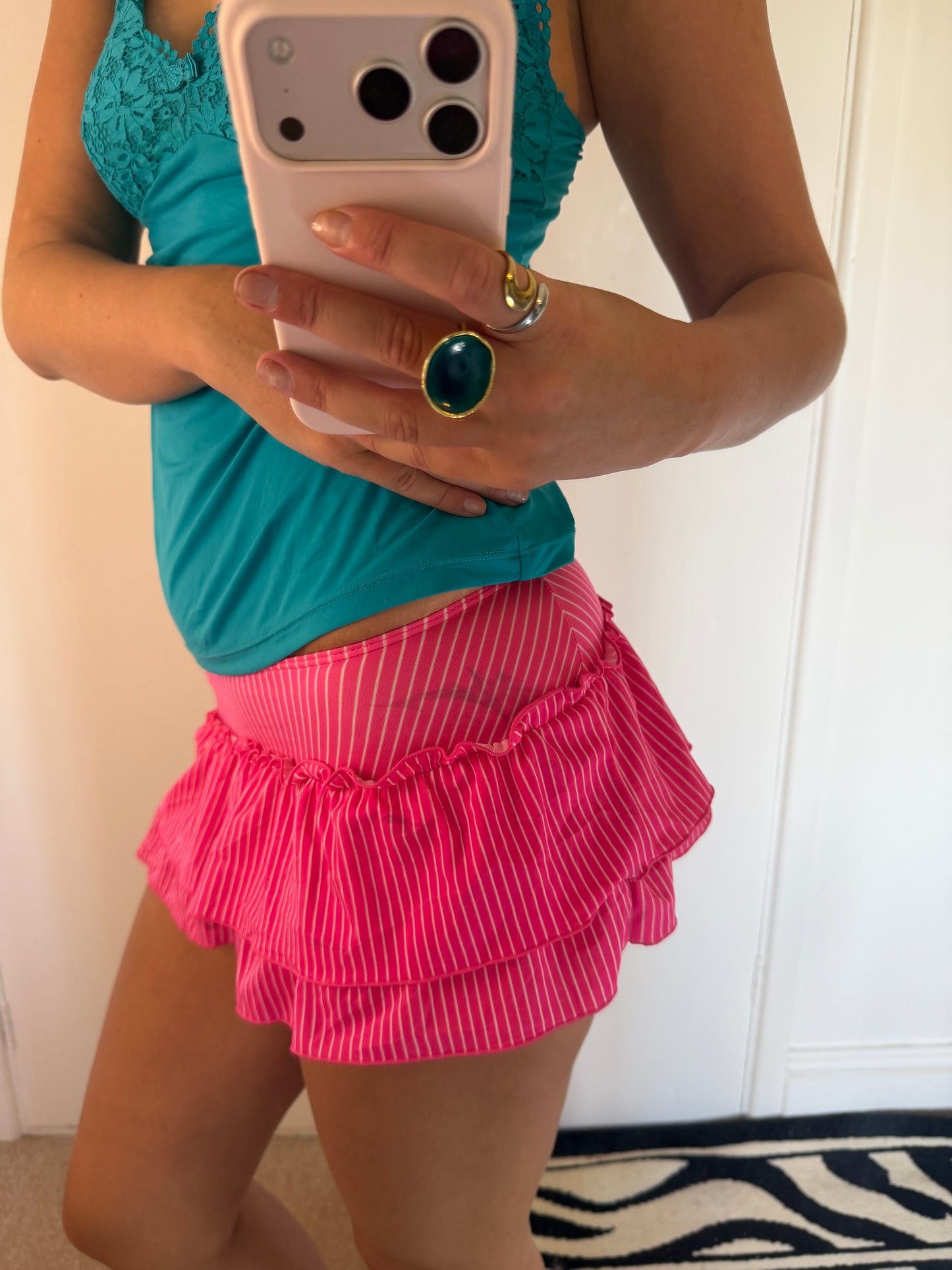 y2k mini skirt