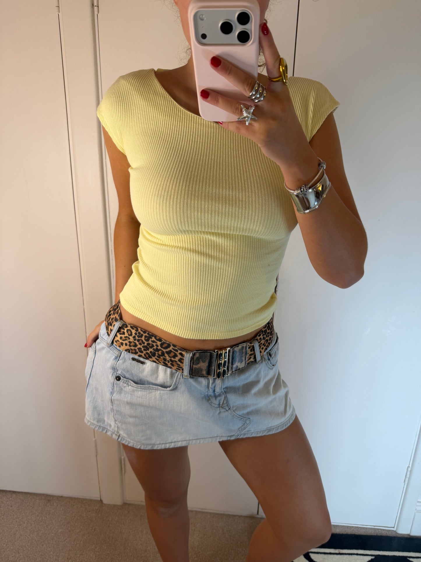 yellow top