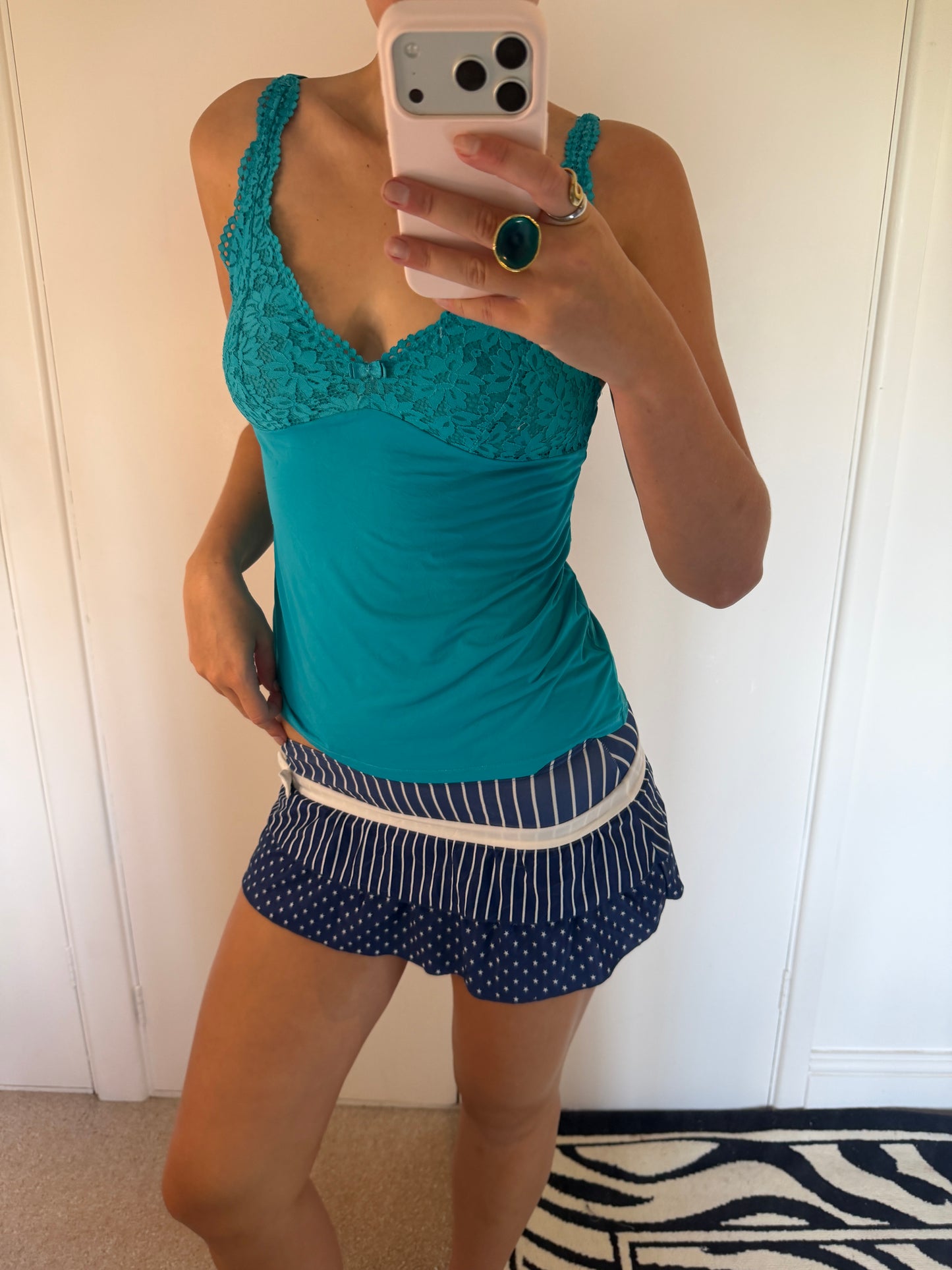 mini skirt