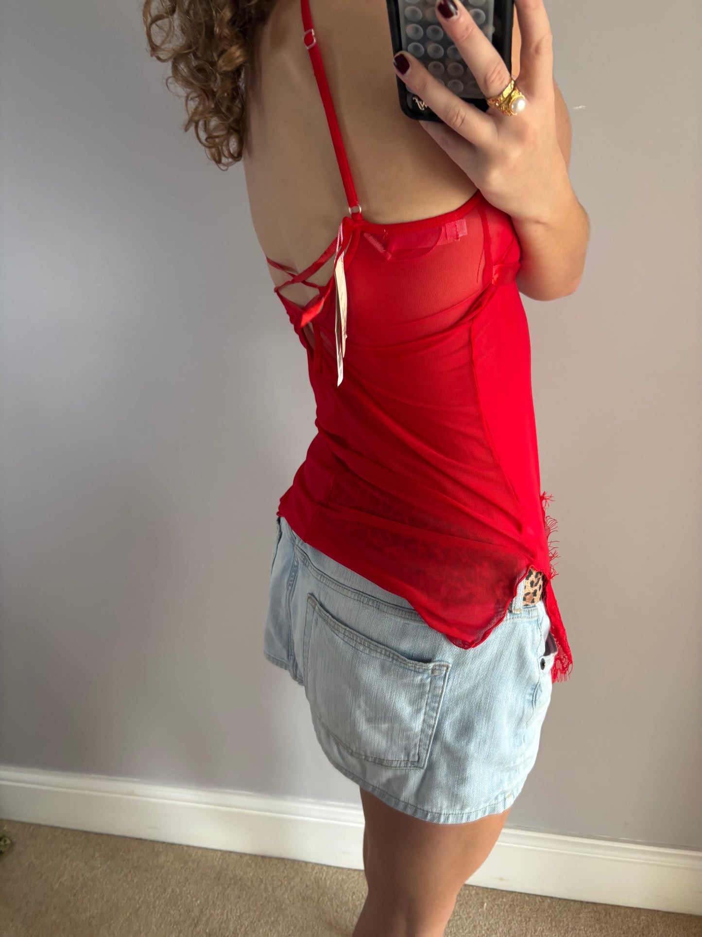 red cami