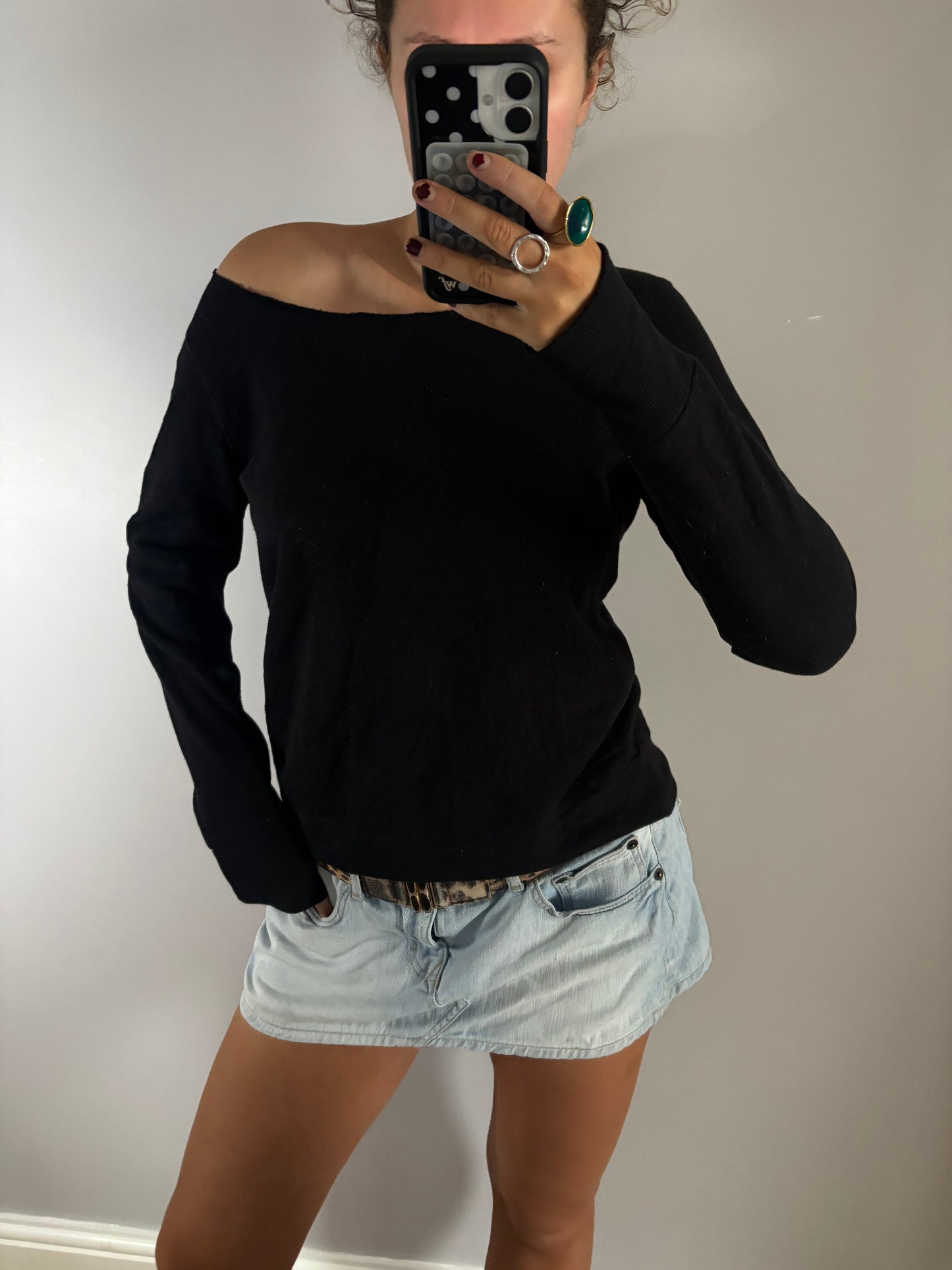 off shoulder jumper