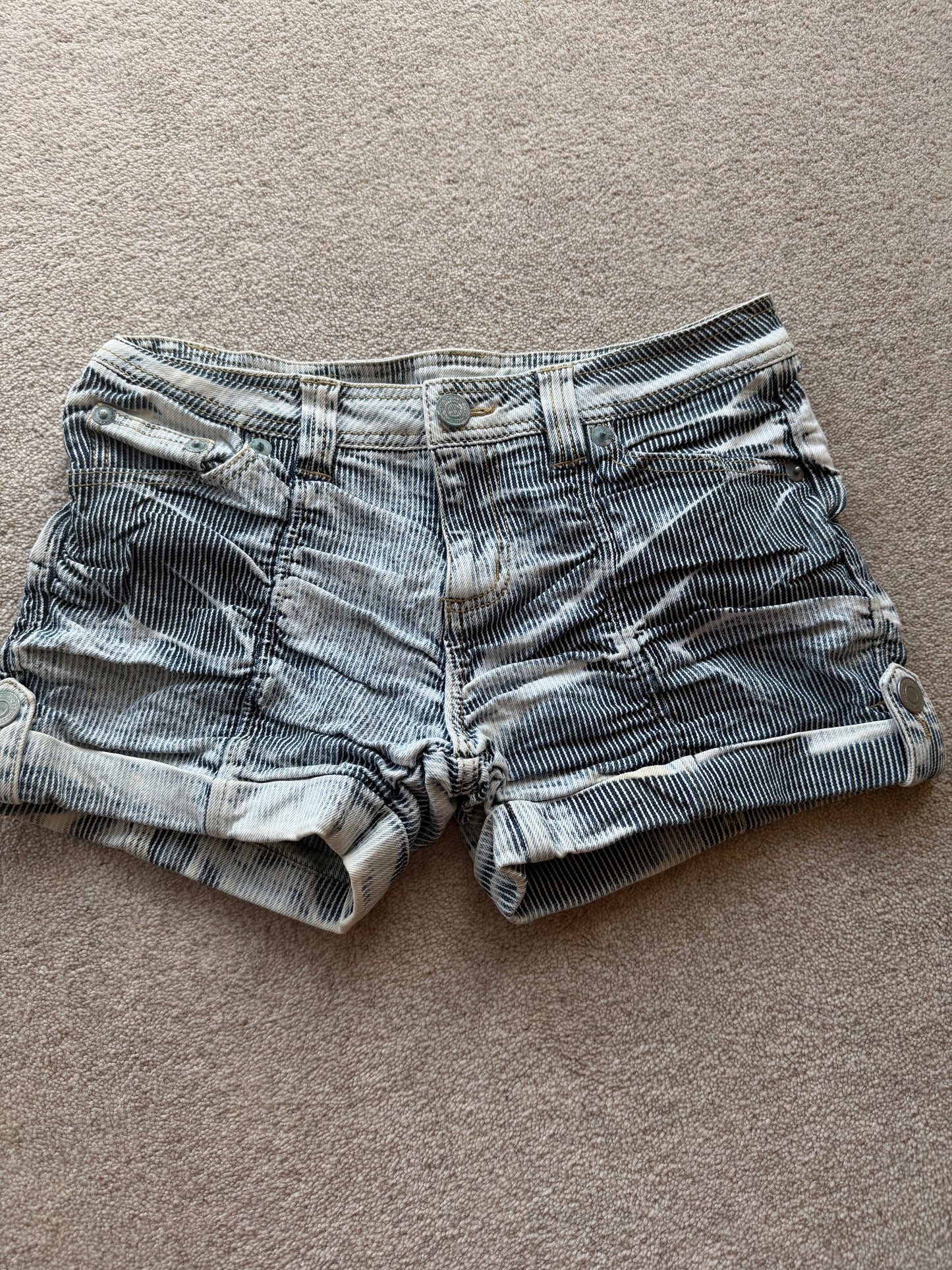 mini shorts