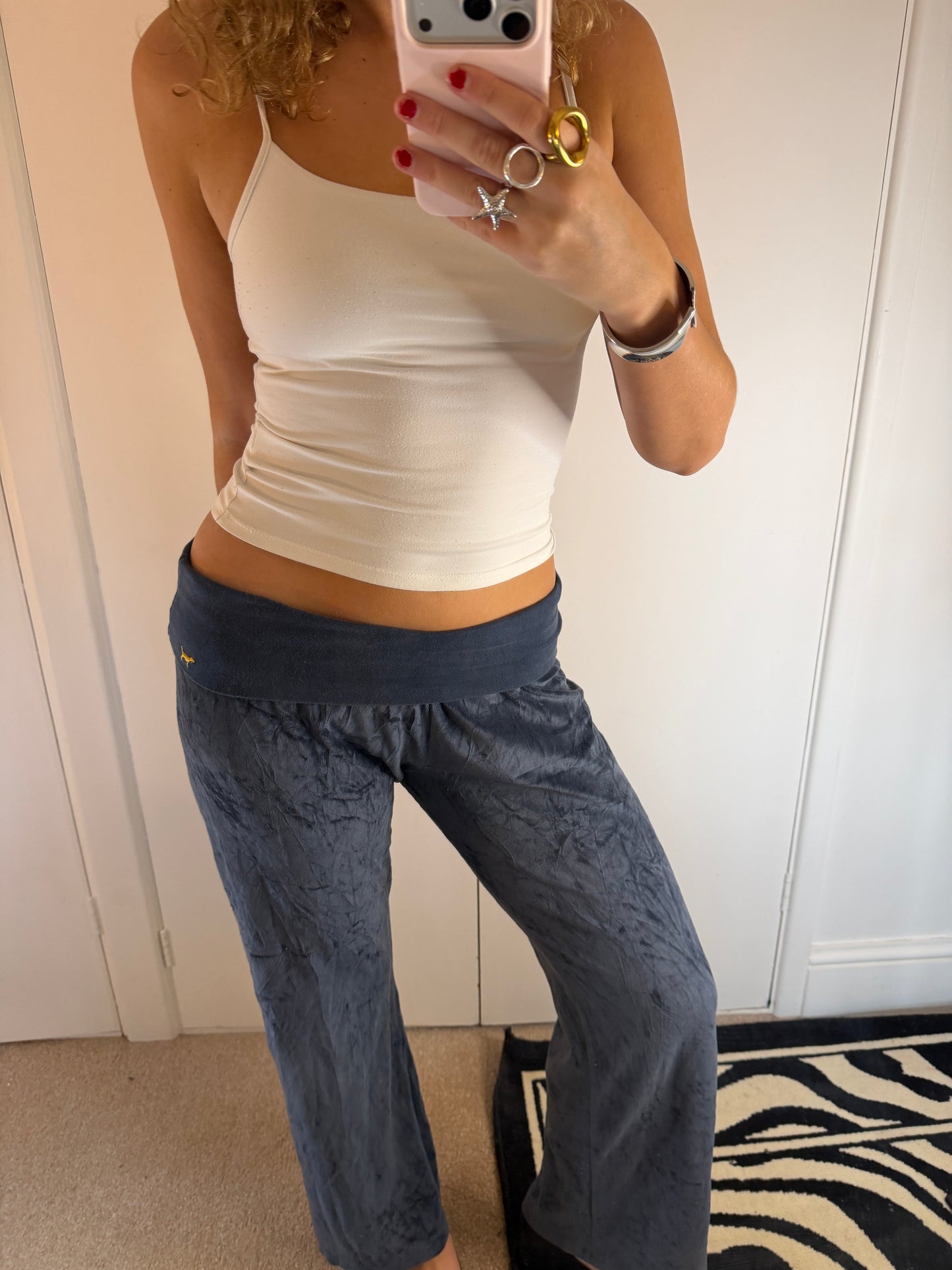 vs trousers