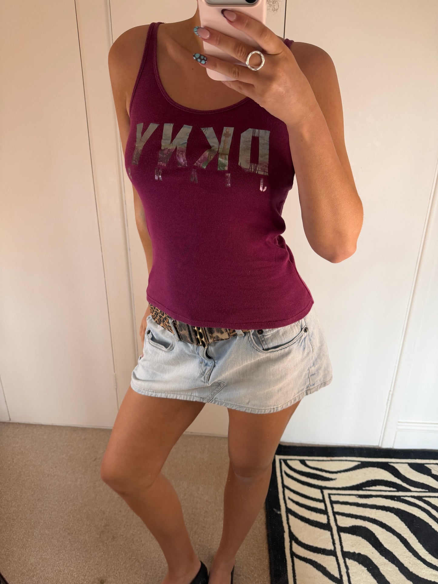 DKNY top
