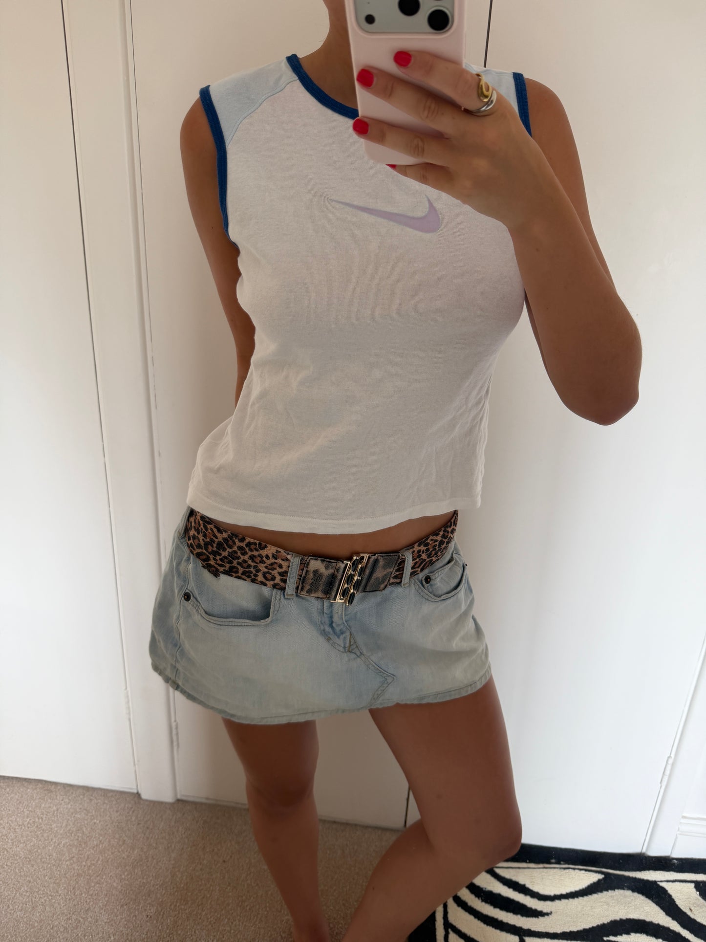 nike top