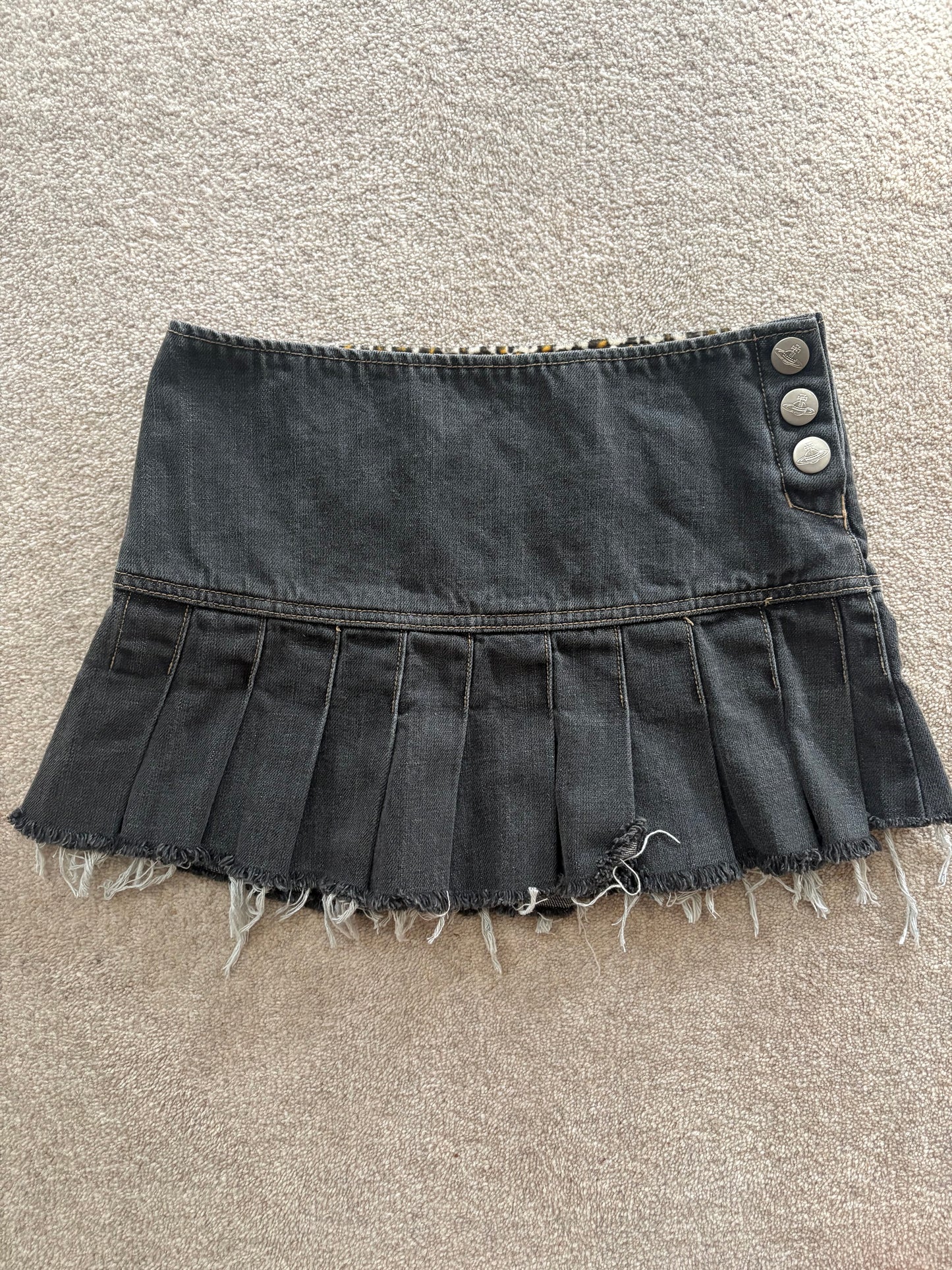 vivienne westwood mini skirt