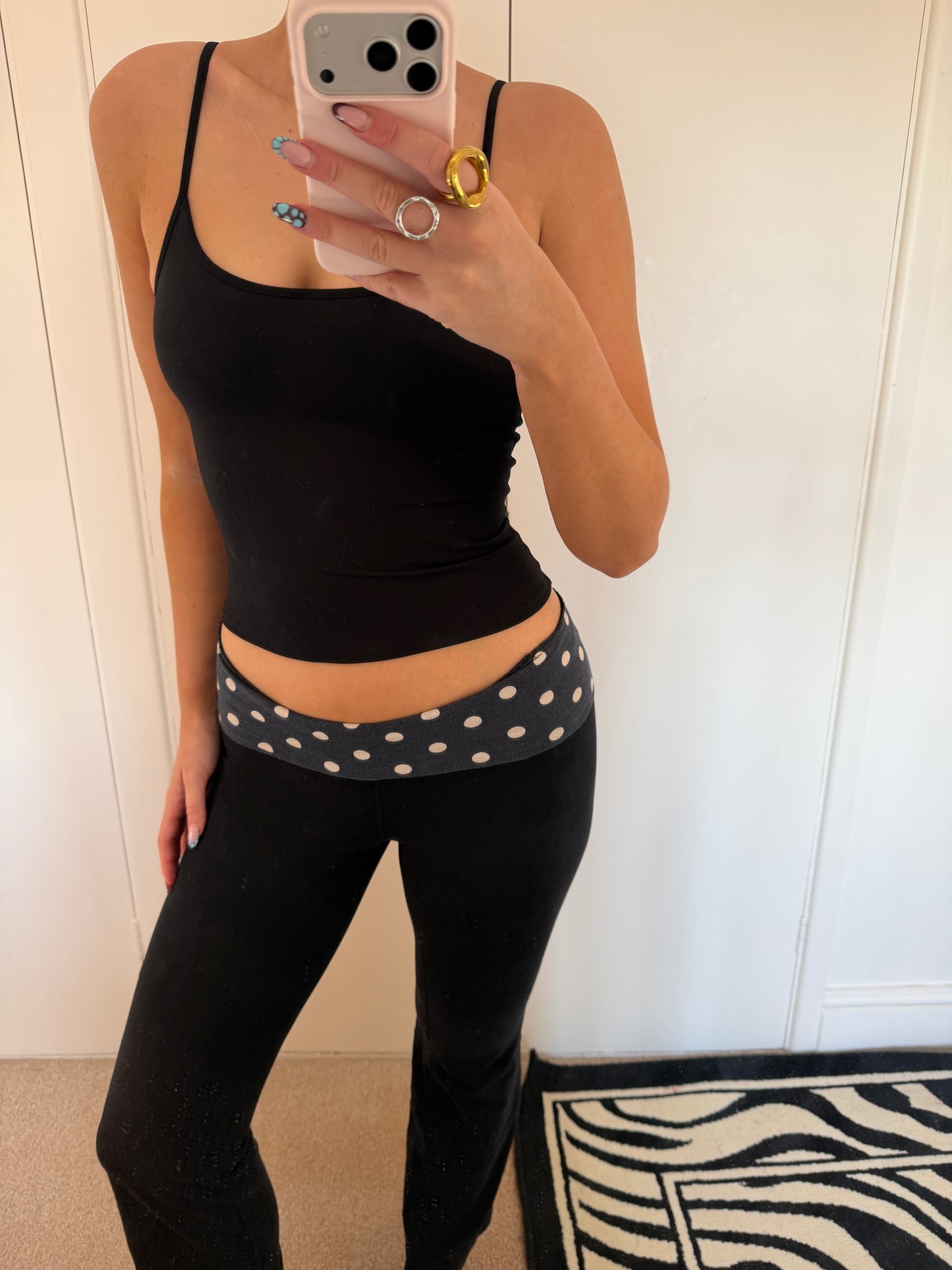 vs leggings