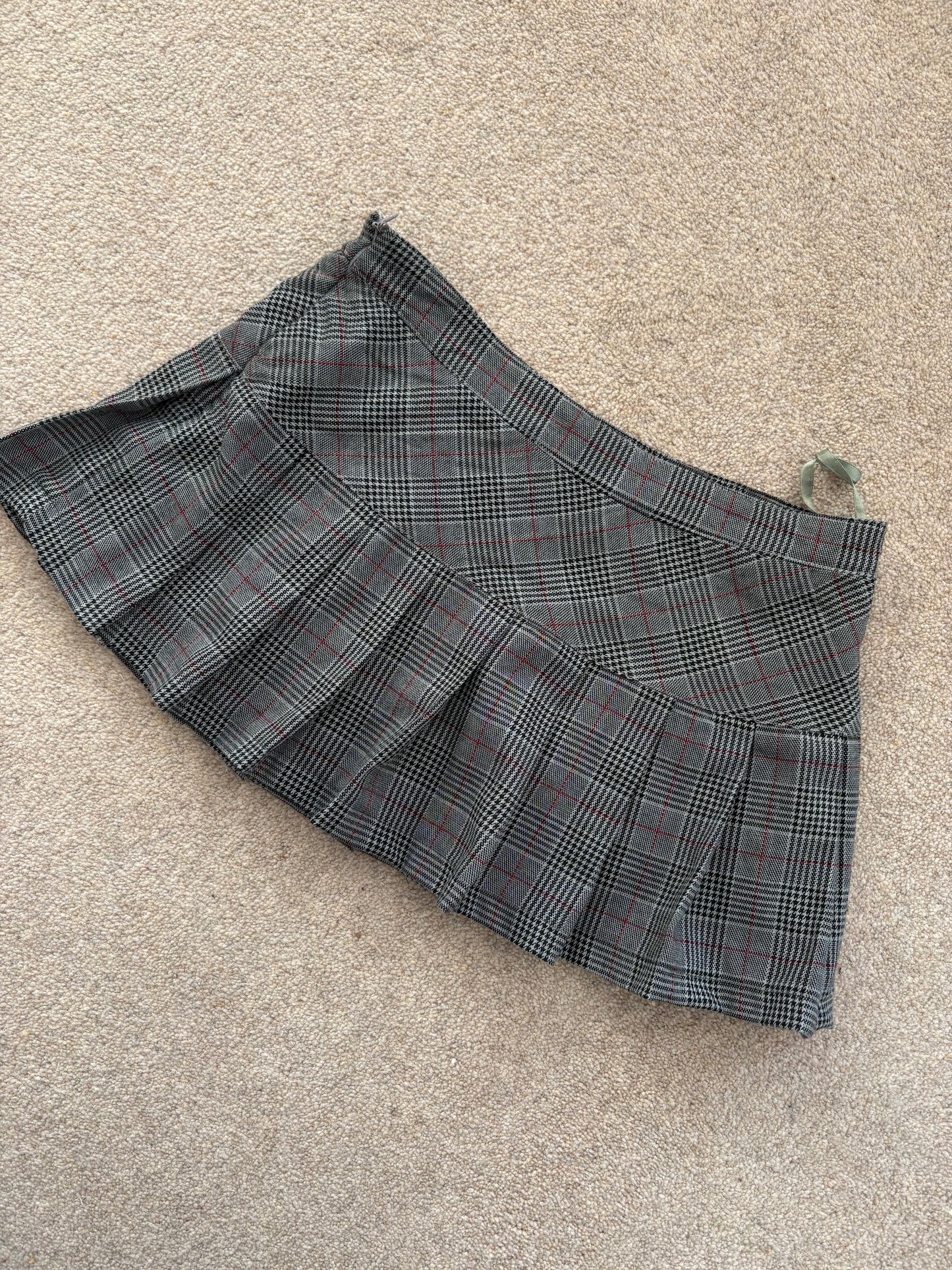 plaid mini skirt