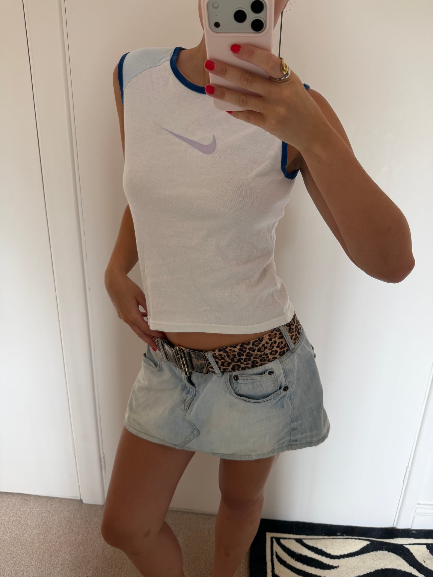 nike top