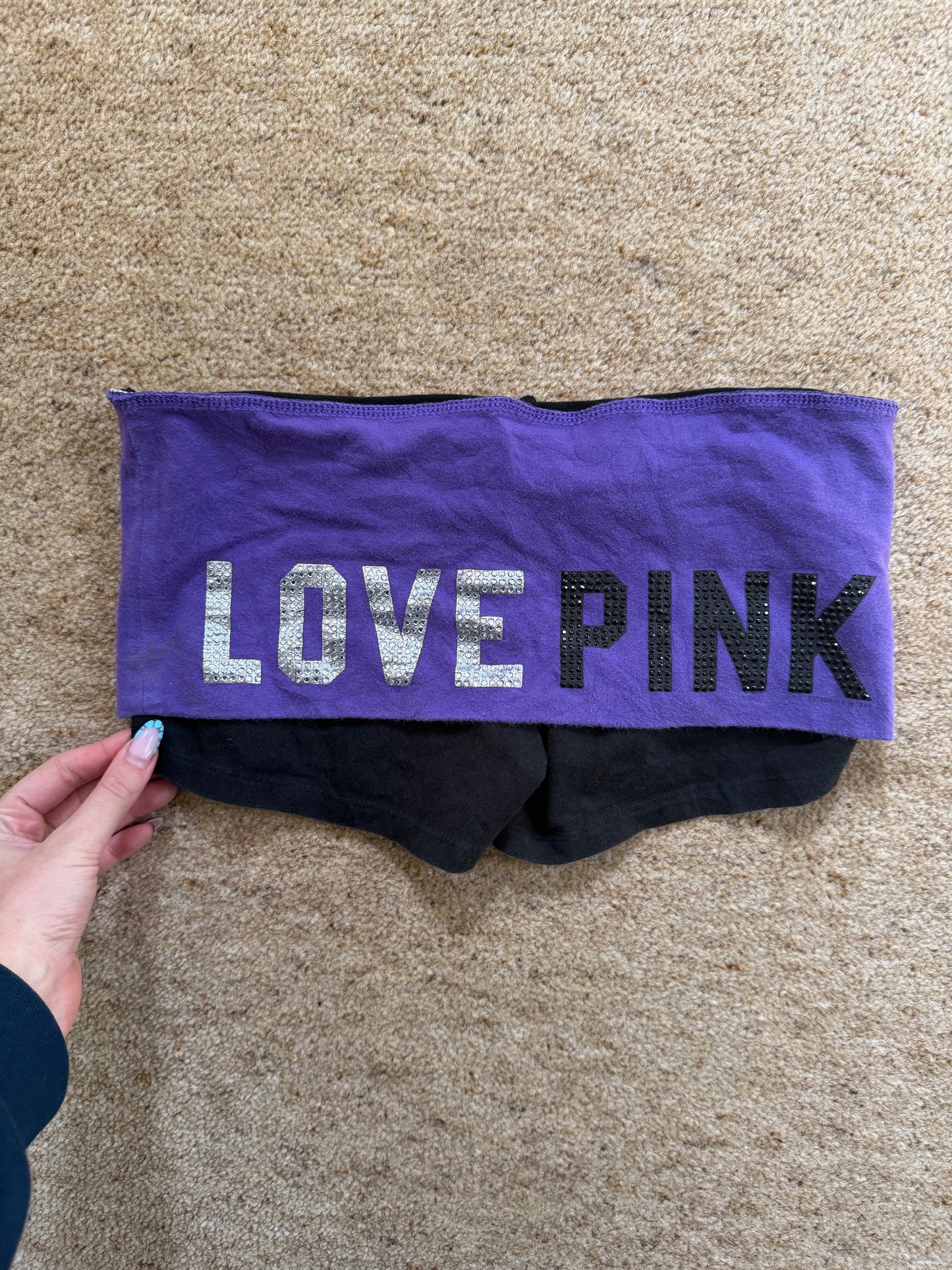 vs fold over shorts
