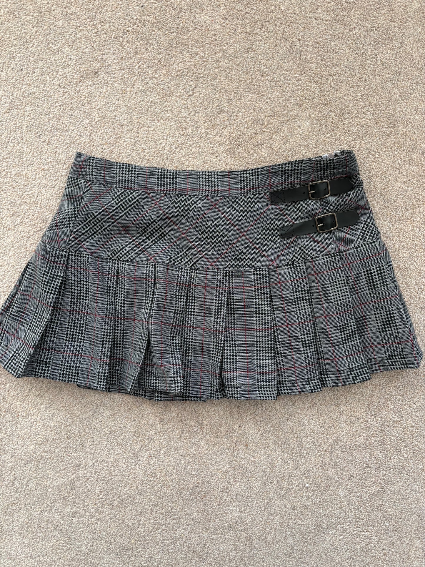 plaid mini skirt