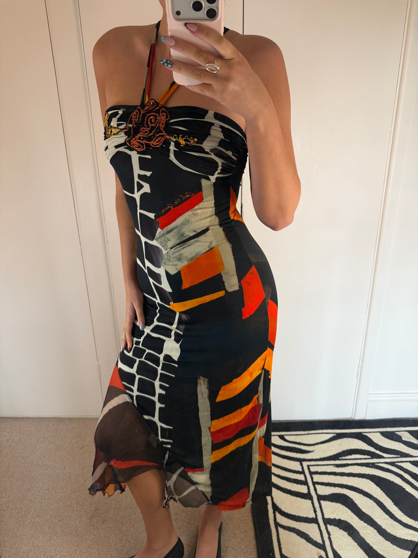 save the queen dress