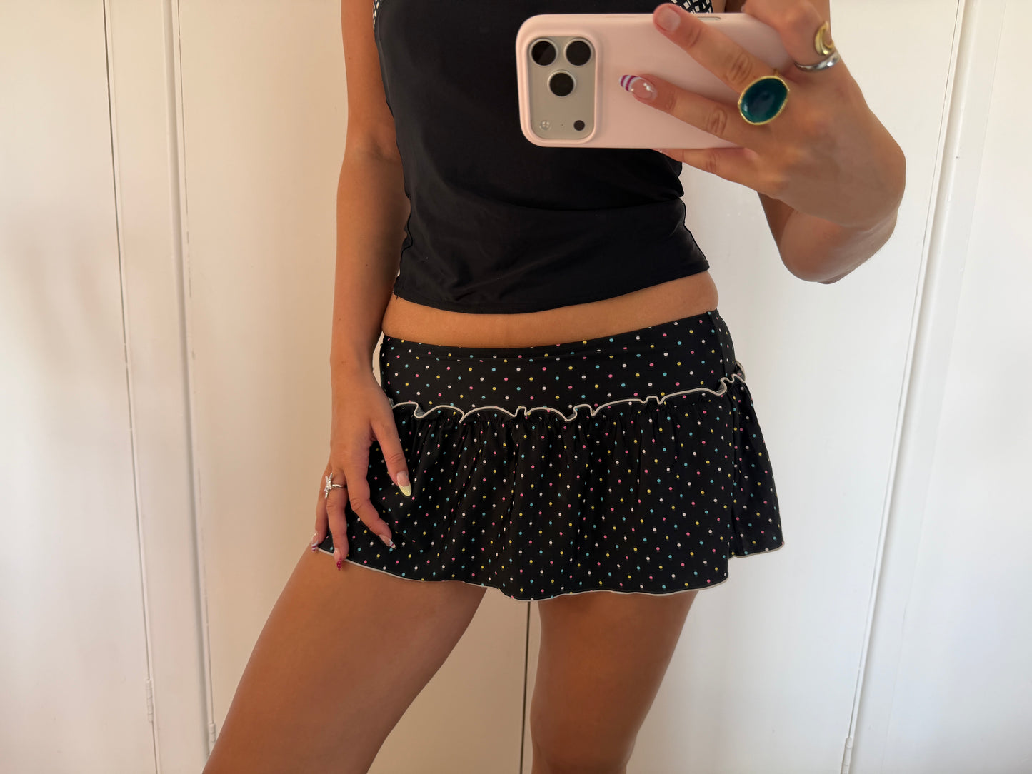 mini skirt