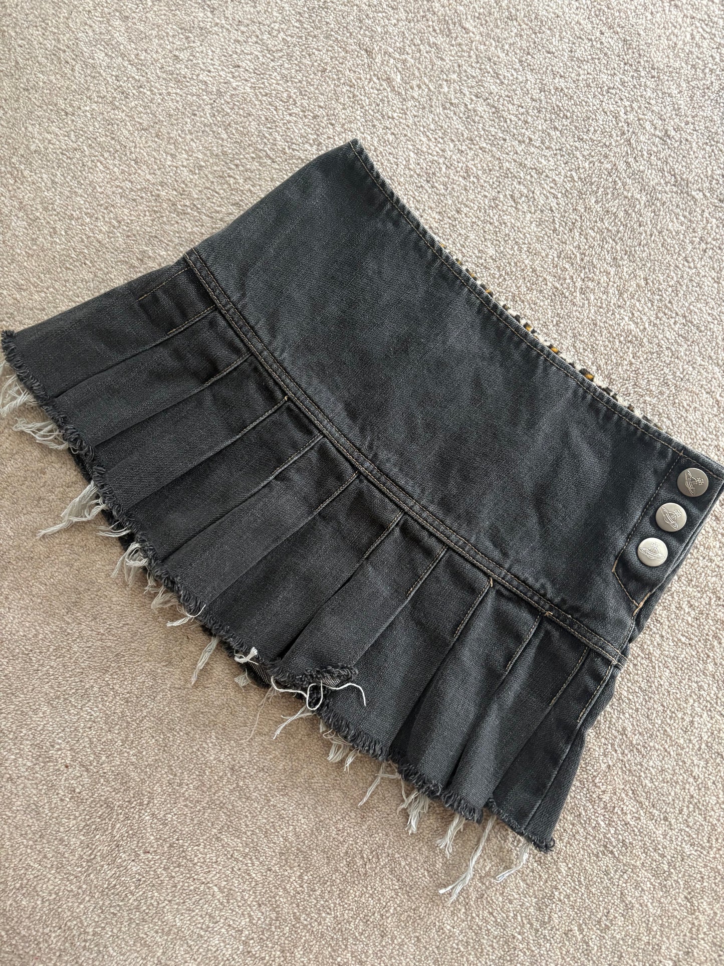 vivienne westwood mini skirt