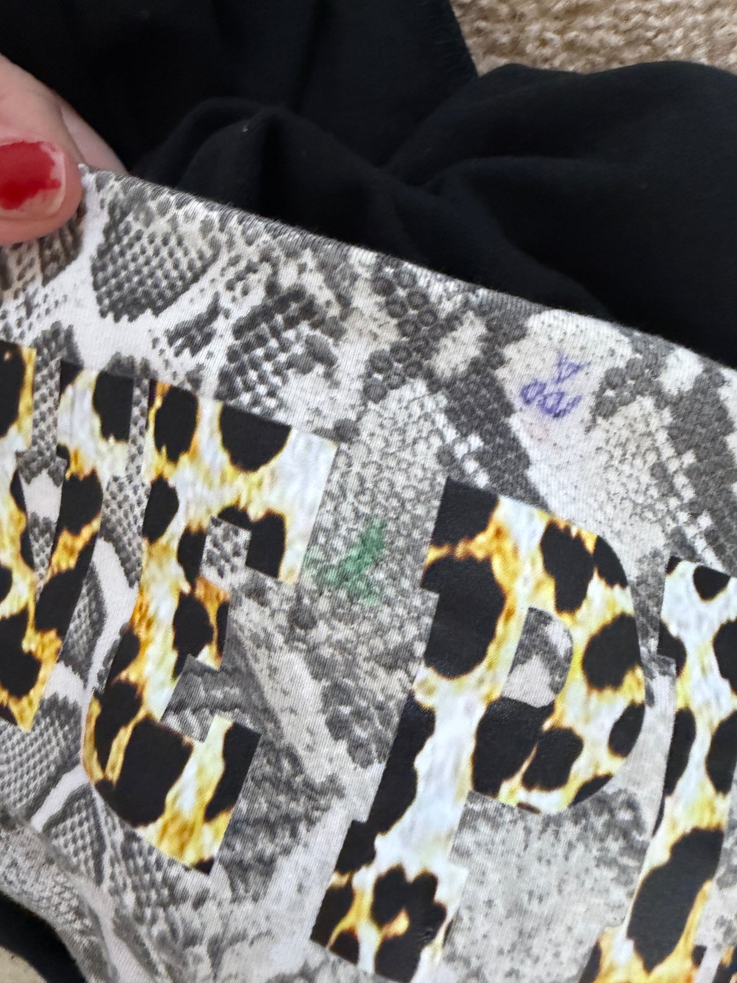 vs snake leggings