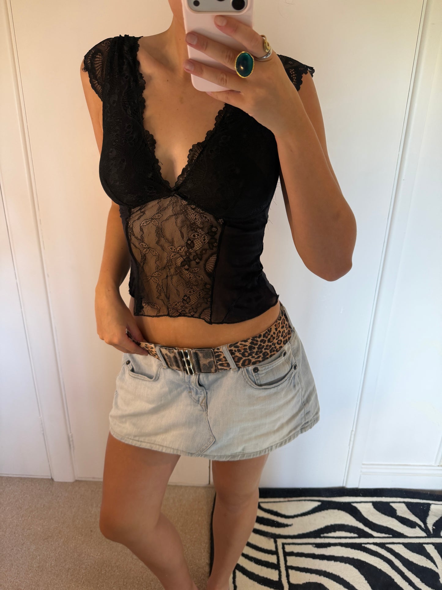 laced top