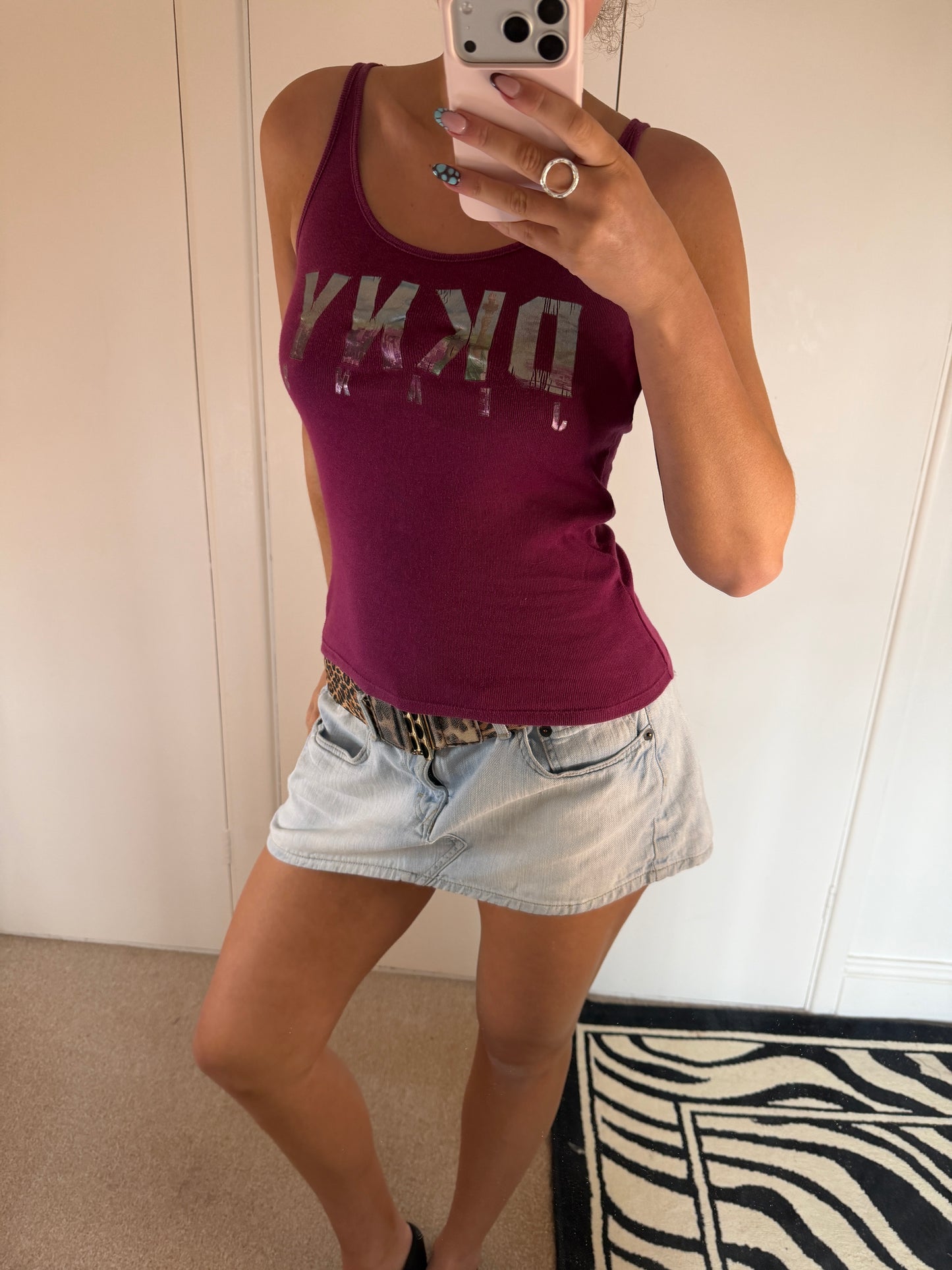 DKNY top