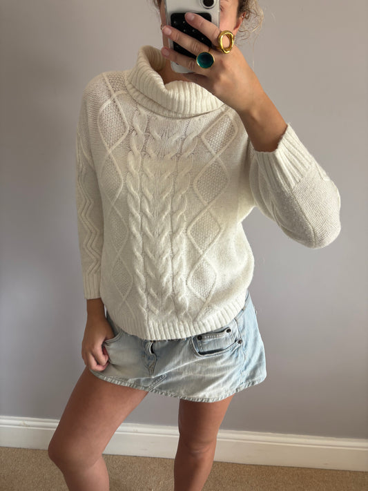 cableknit sweater