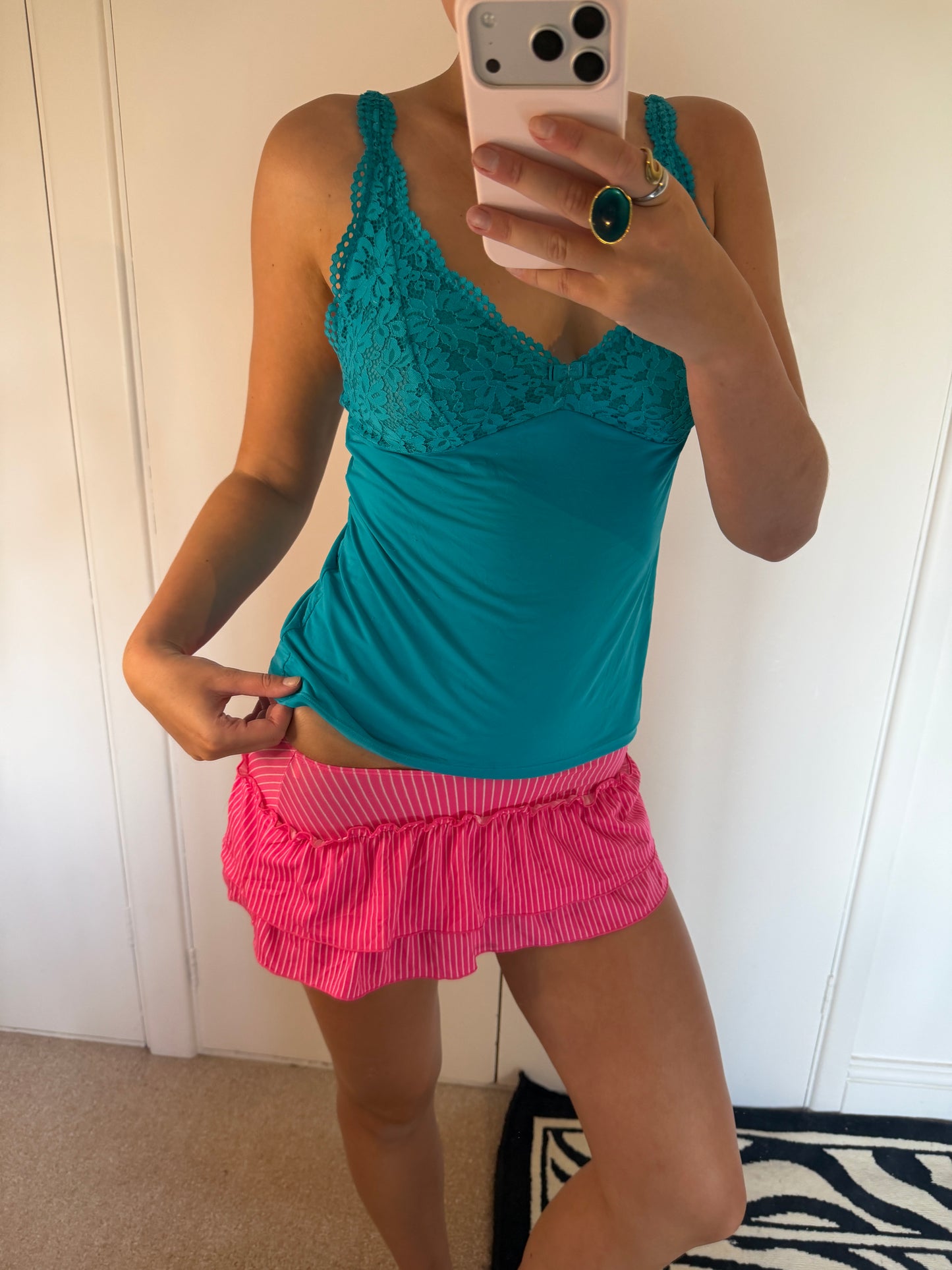 y2k mini skirt