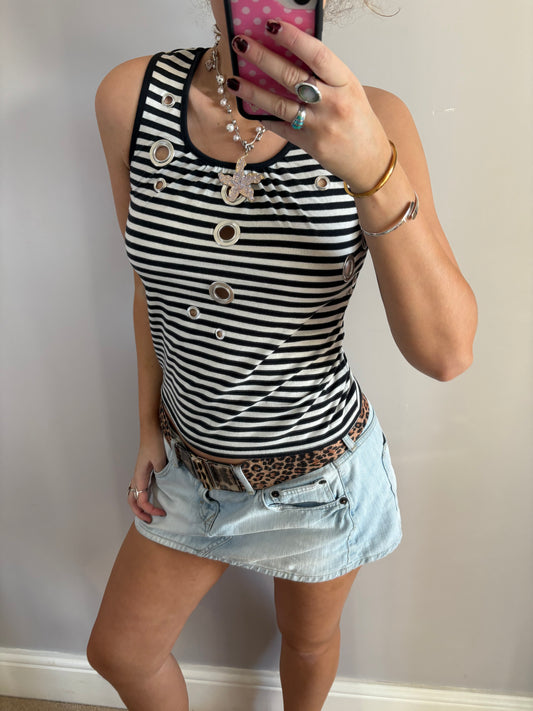 striped grommet vest