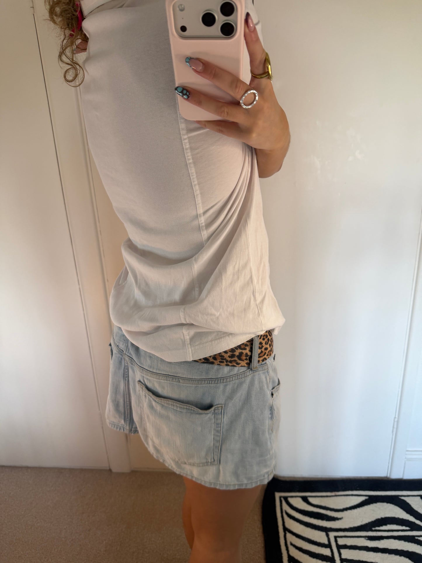 d&g top