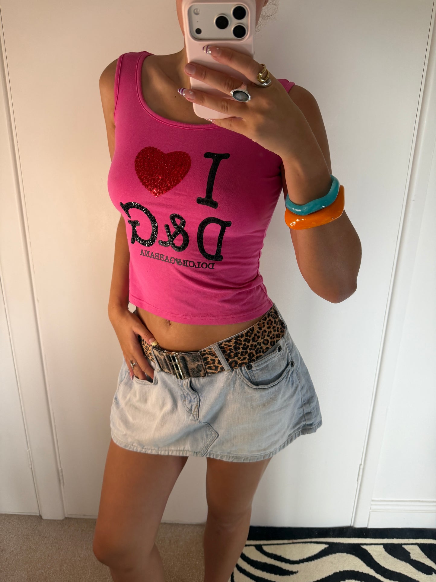 d&g top