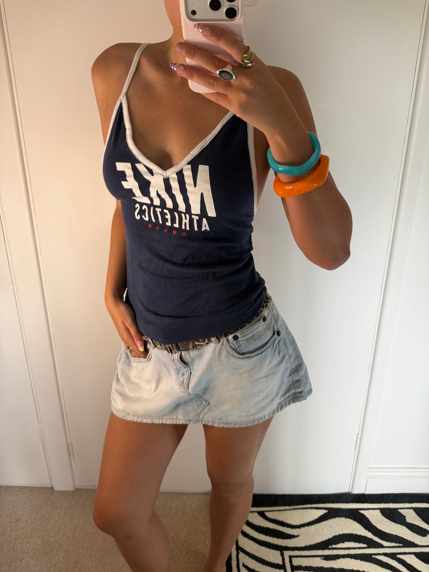 nike top