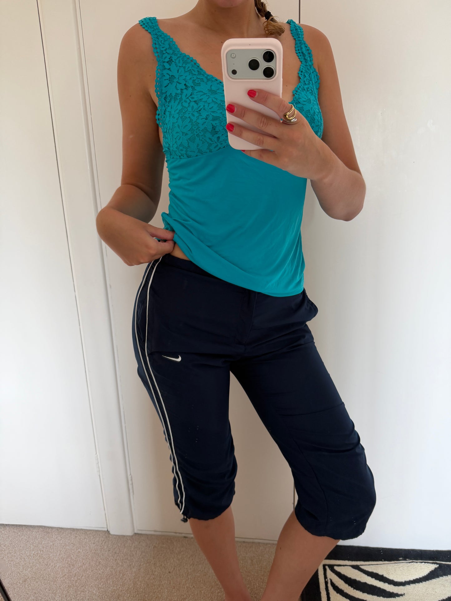 nike capris