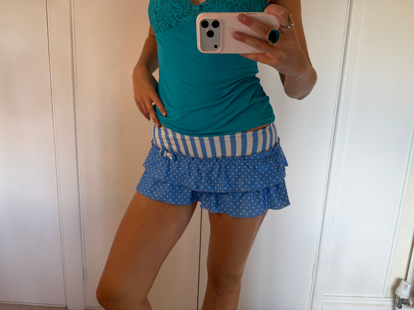 2000s mini shorts