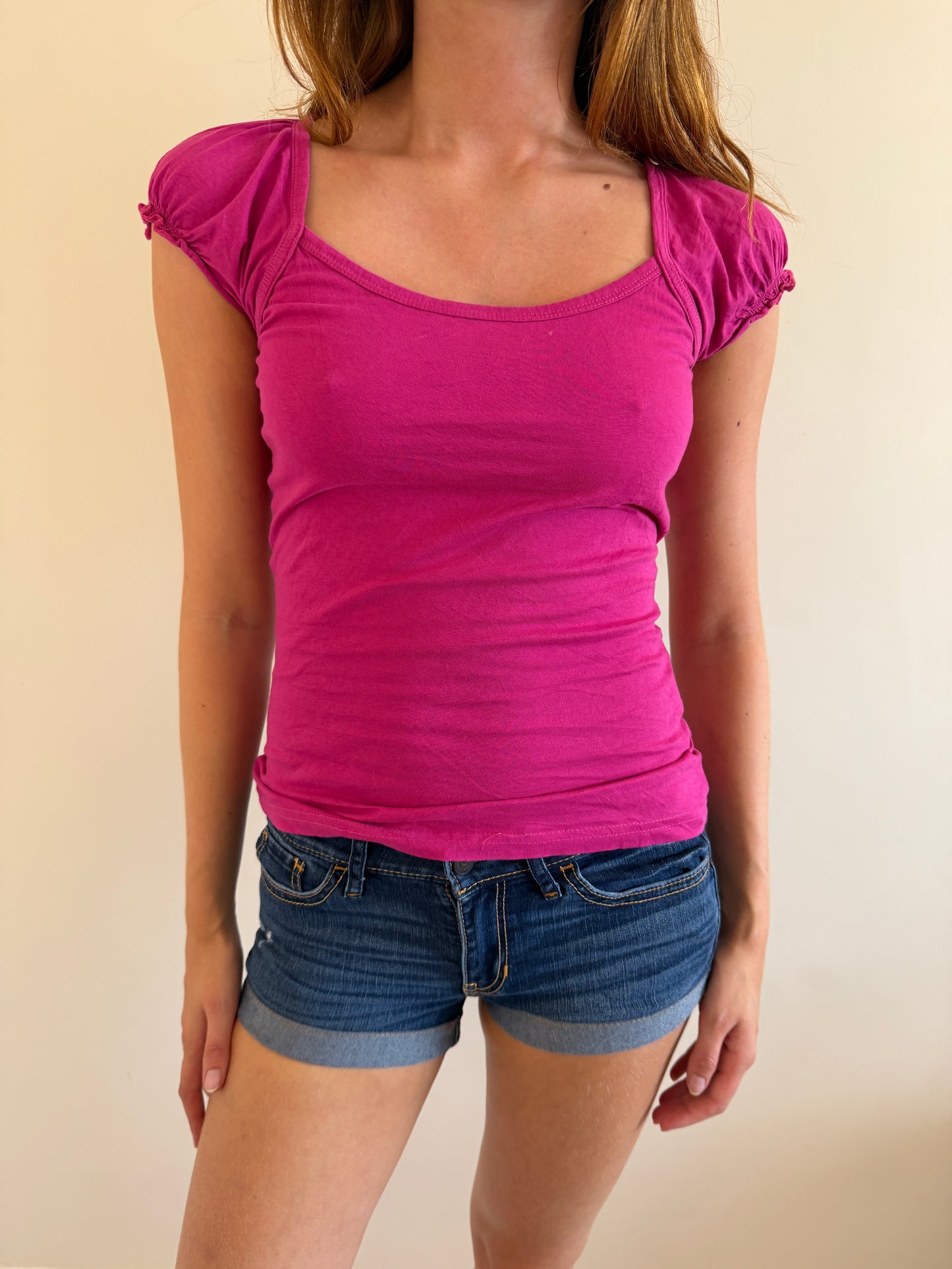 pink top