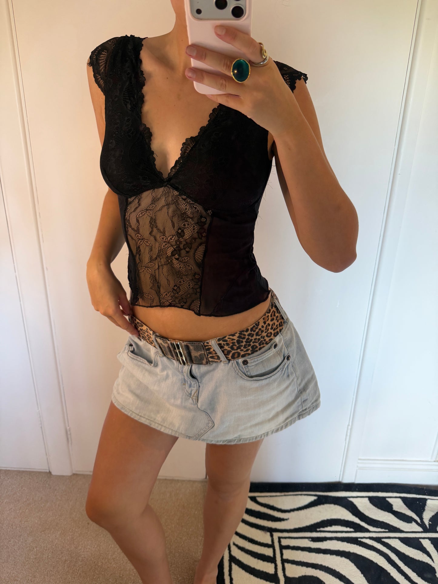 laced top