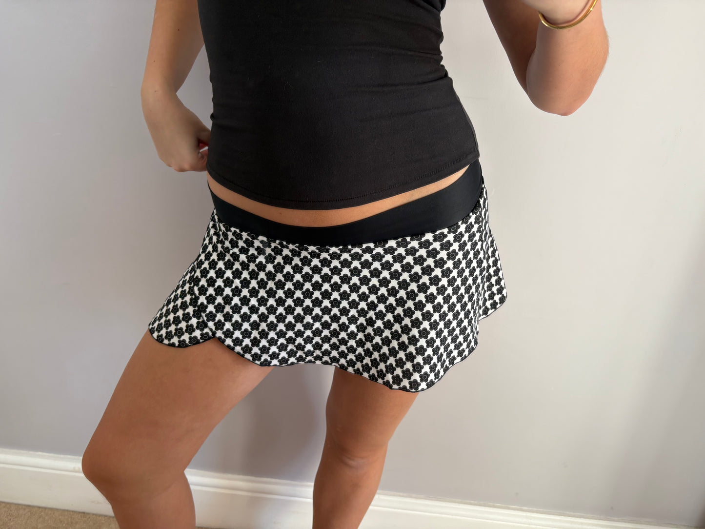 90s mini skirt
