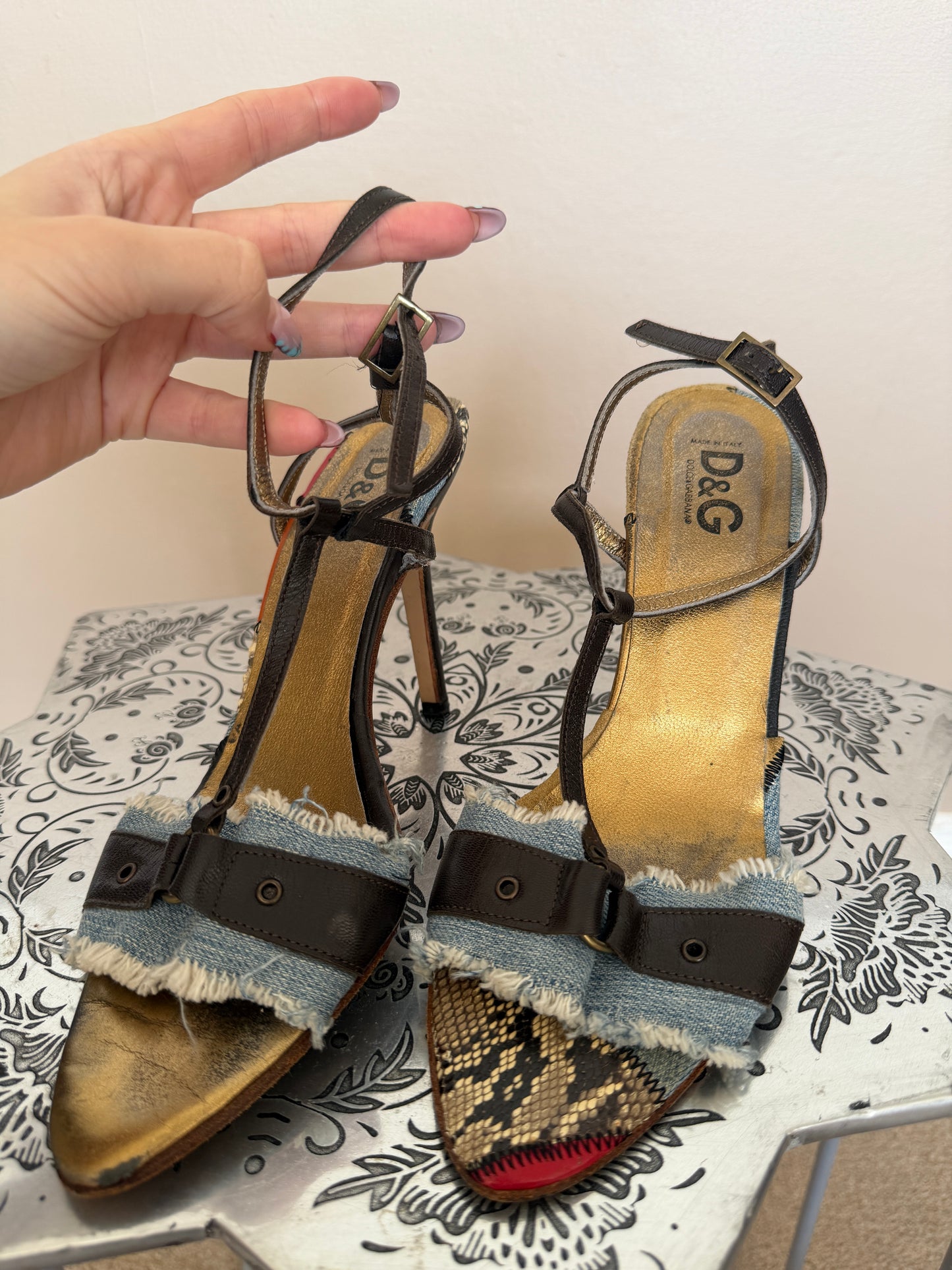 vintage d&g heels