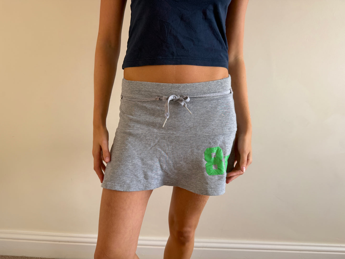 85 mini skirt