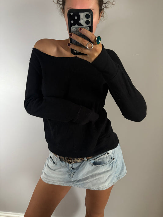 off shoulder jumper