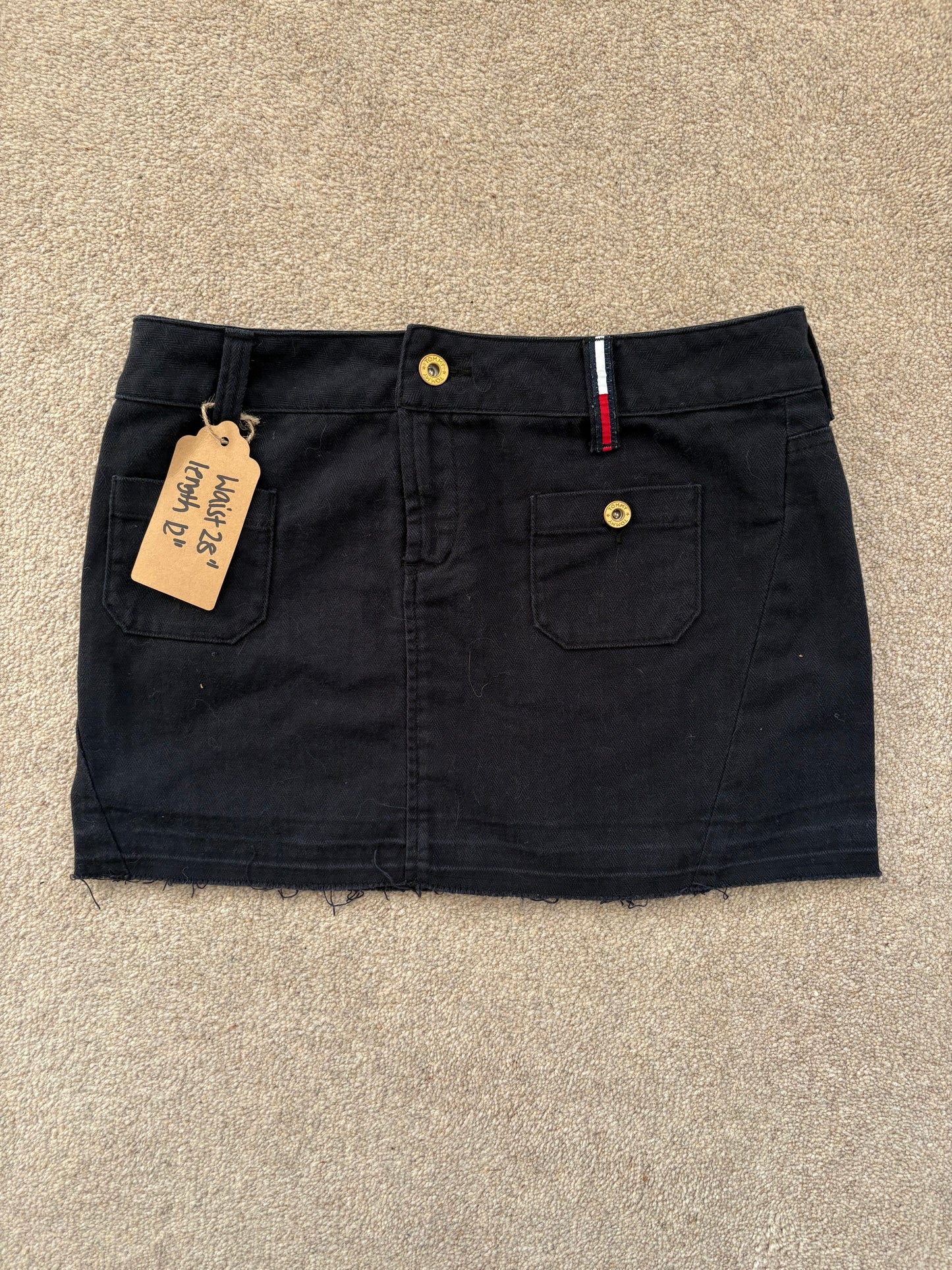 tommy hilfiger mini skirt