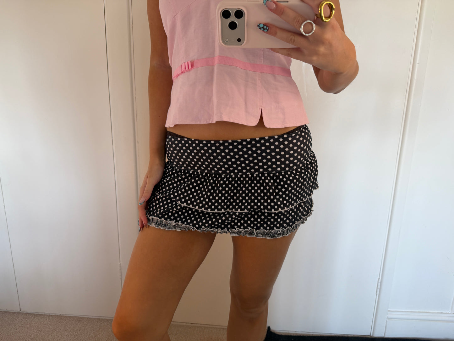mini skirt